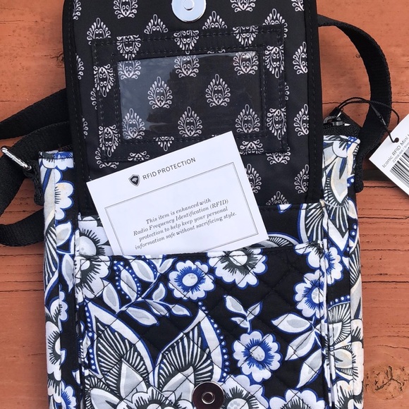 Vera Bradley RFID Mini Hipster - Picture 2 of 7